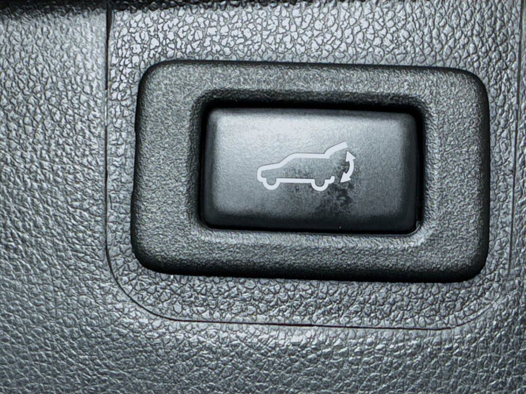 Used 2019 Subaru Outback 2.5i Limited w/ Popular Package #2 image 32