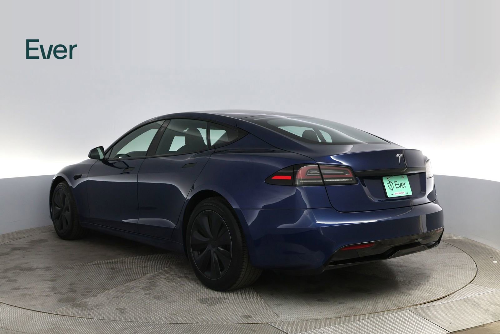 Used 2023 Tesla Model S Standard Range image 17