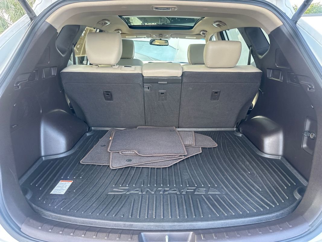 Used 2017 Hyundai Santa Fe Sport w/ 2.4L Tech Package 04 image 16