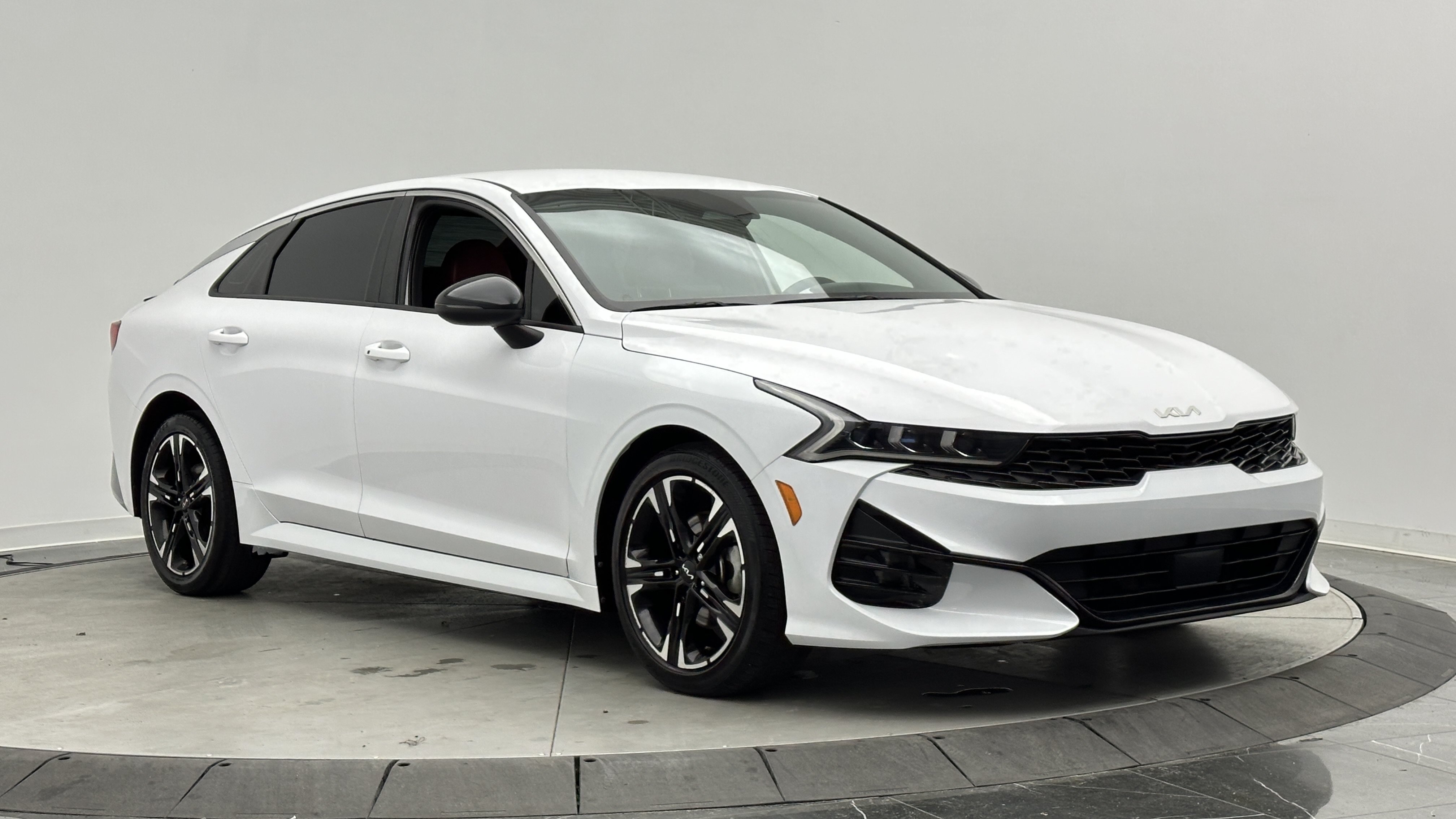 Used 2023 Kia K5 GT-Line w/ GT-Line Premium Package FWD image 3