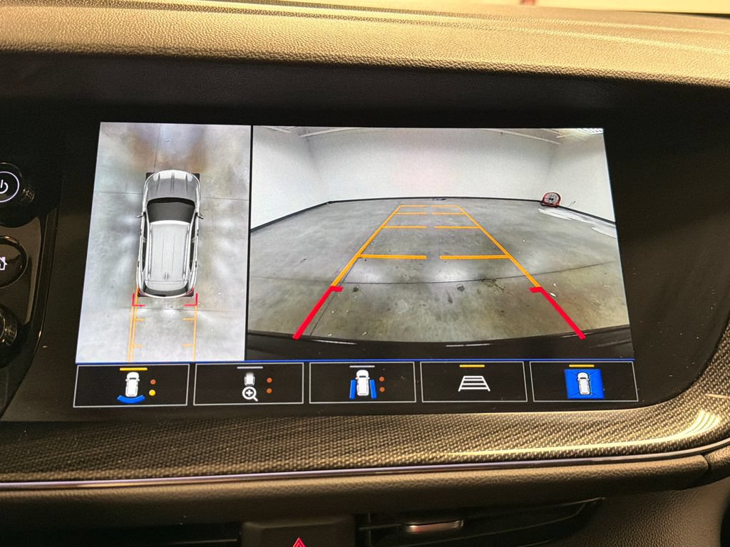 Used 2022 Buick Envision Essence w/ Technology Package I FWD image 38