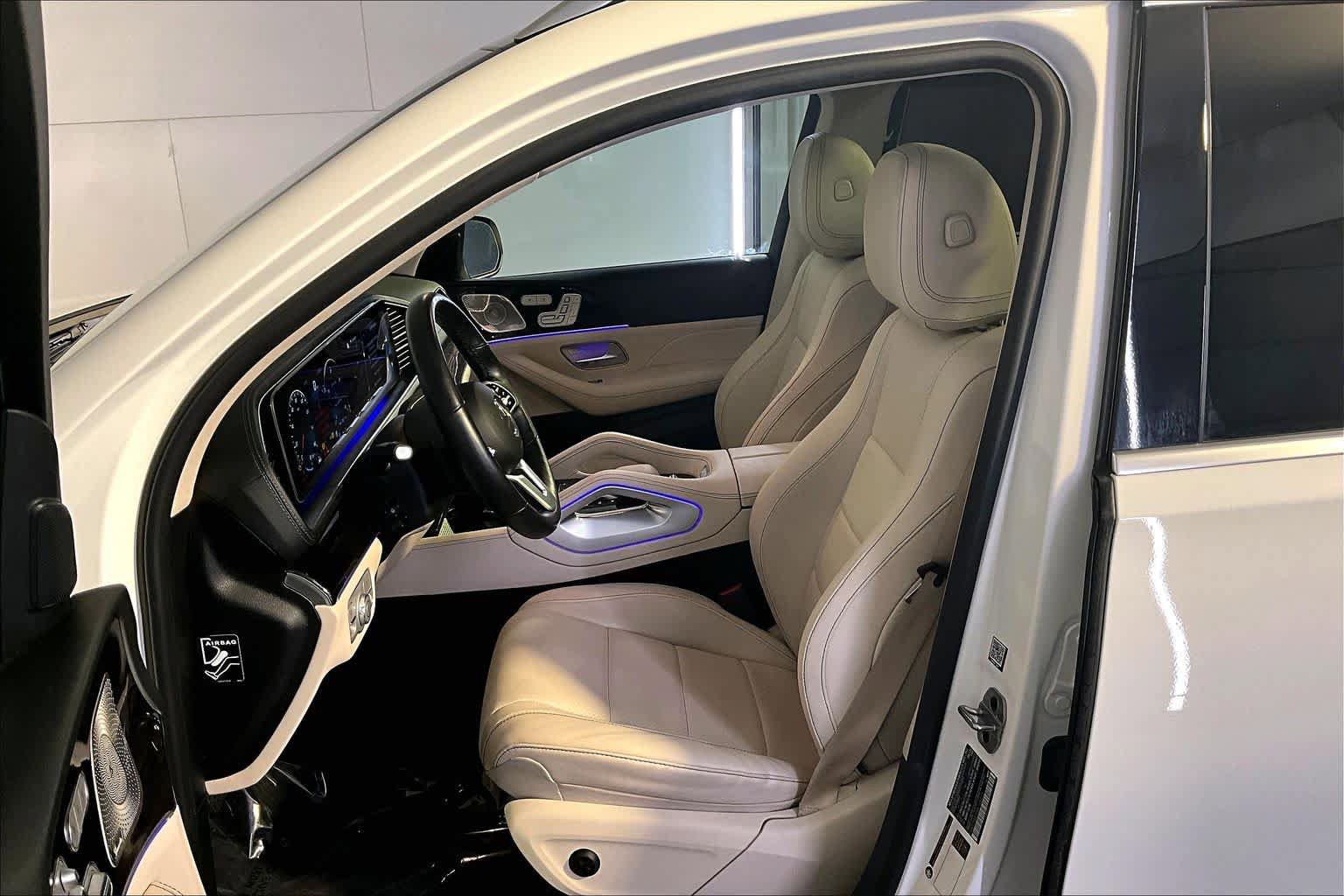 Used 2022 Mercedes-Benz GLS 450 4MATIC image 9