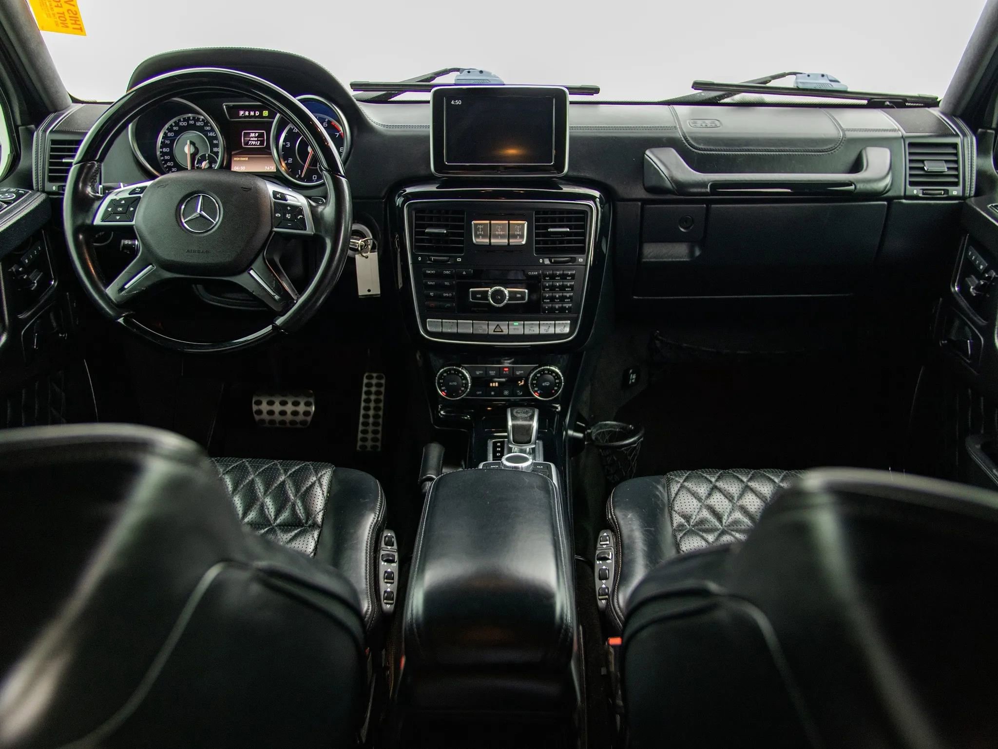 Used 2015 Mercedes-Benz G 63 AMG 4MATIC image 31