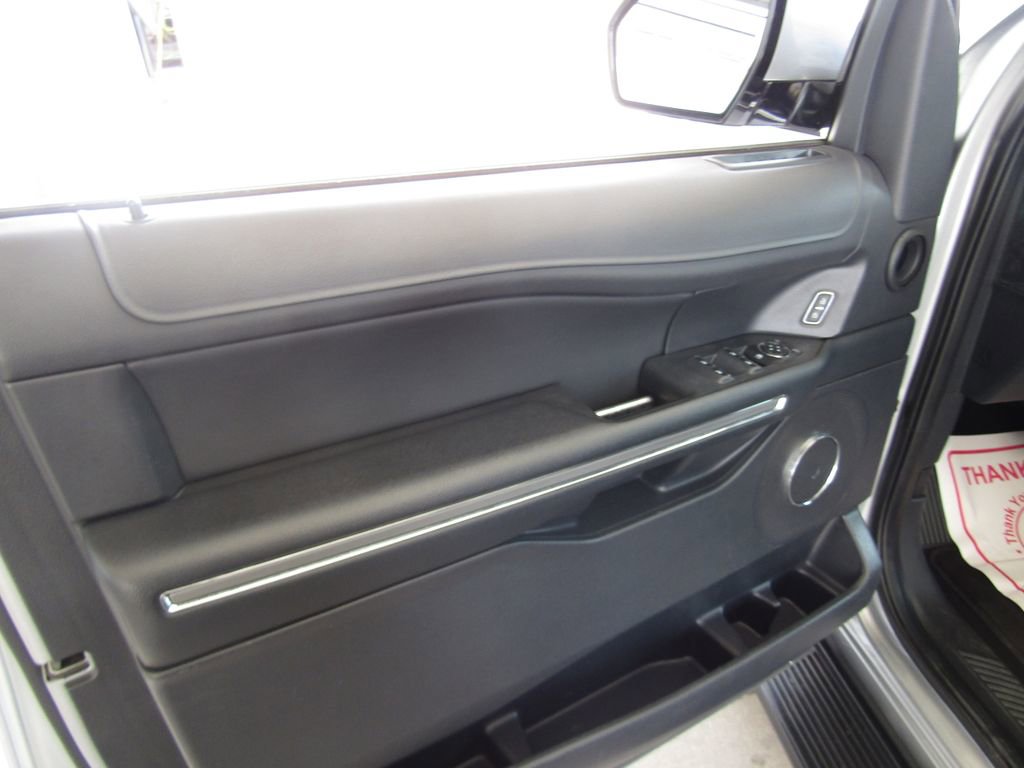 Used 2024 Ford Expedition Max XLT AWD/4WD image 21