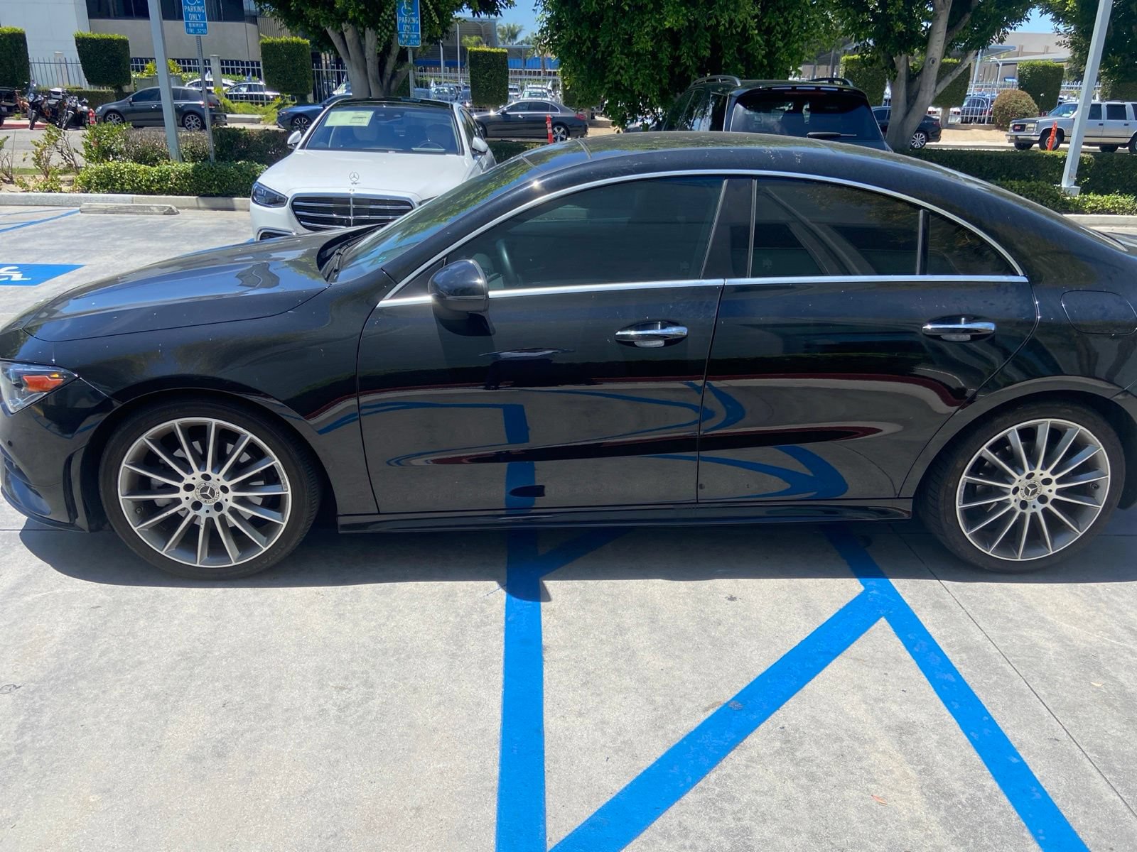 Used 2022 Mercedes-Benz CLA 250 image 2