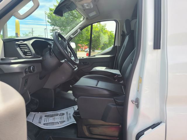 New 2025 Ford Transit 250 Low Roof RWD image 3