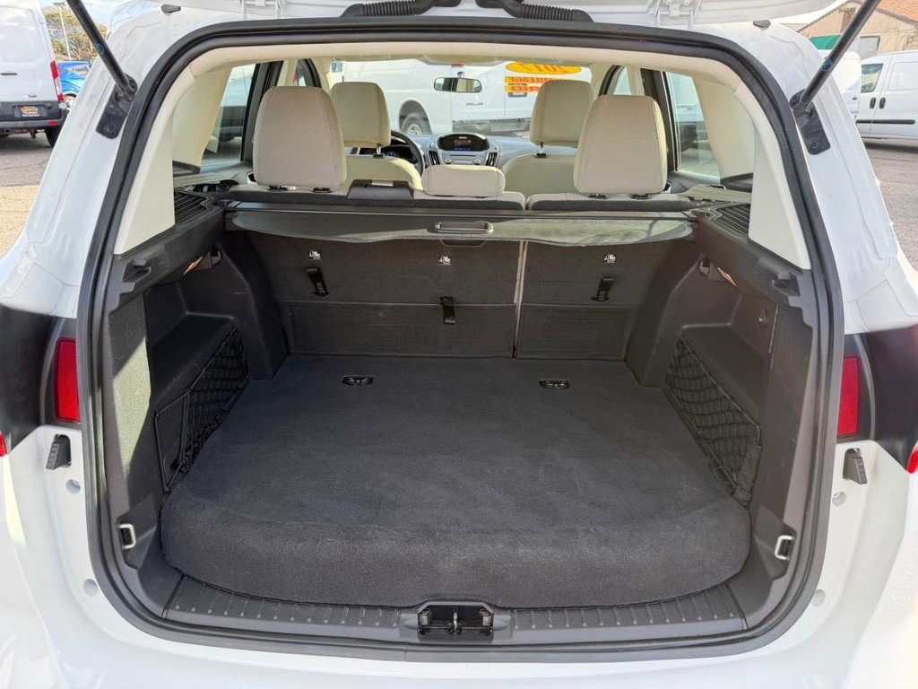 Used 2017 Ford C-MAX SE w/ Interior Protection Package image 42