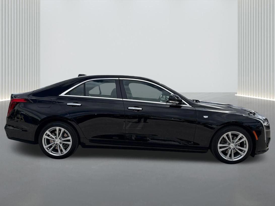Used 2024 Cadillac CT4 Luxury image 4