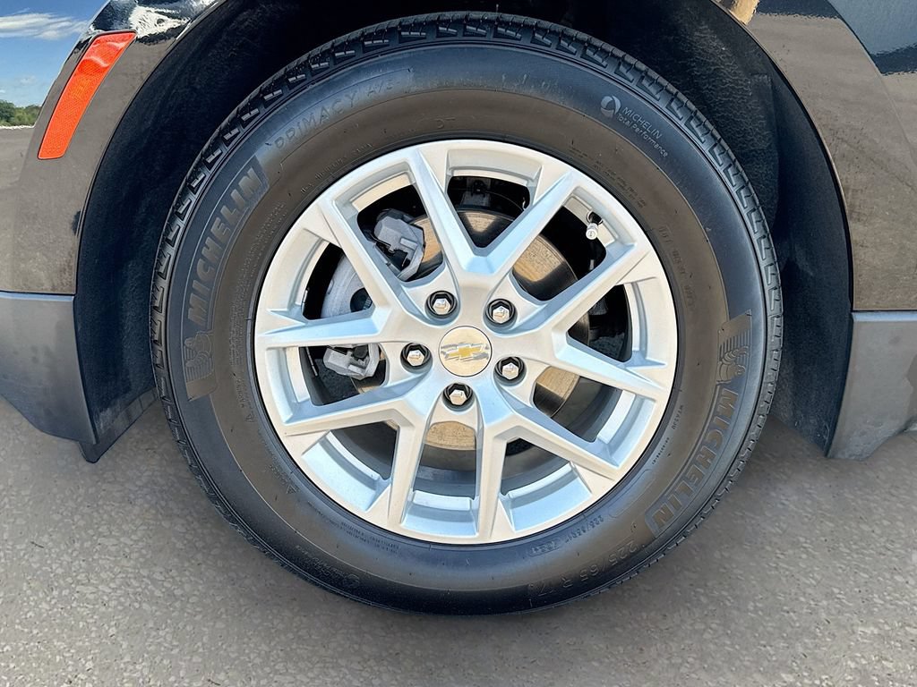 Used 2024 Chevrolet Equinox LT FWD image 31