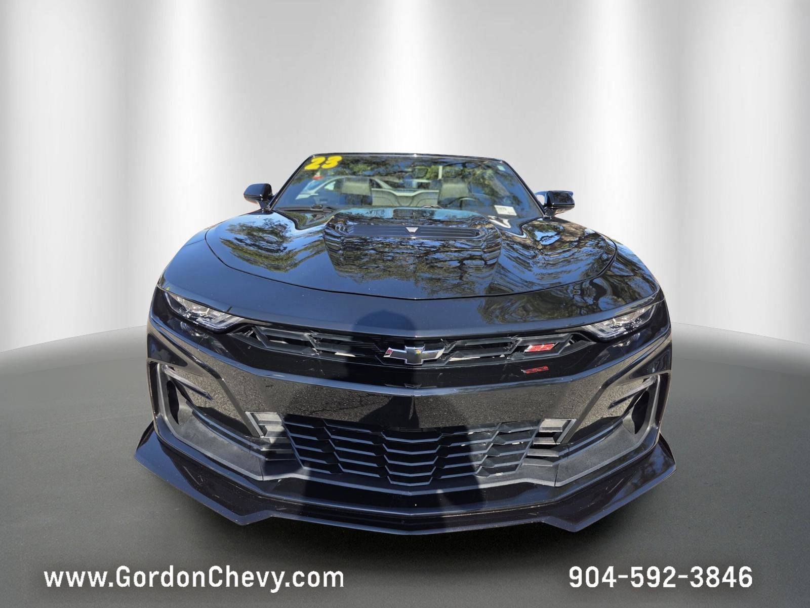 Used 2023 Chevrolet Camaro SS RWD image 9