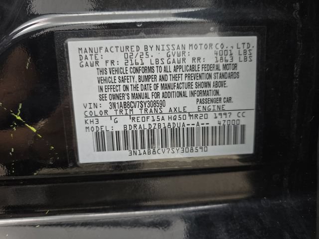 Used 2025 Nissan Sentra SV FWD image 33