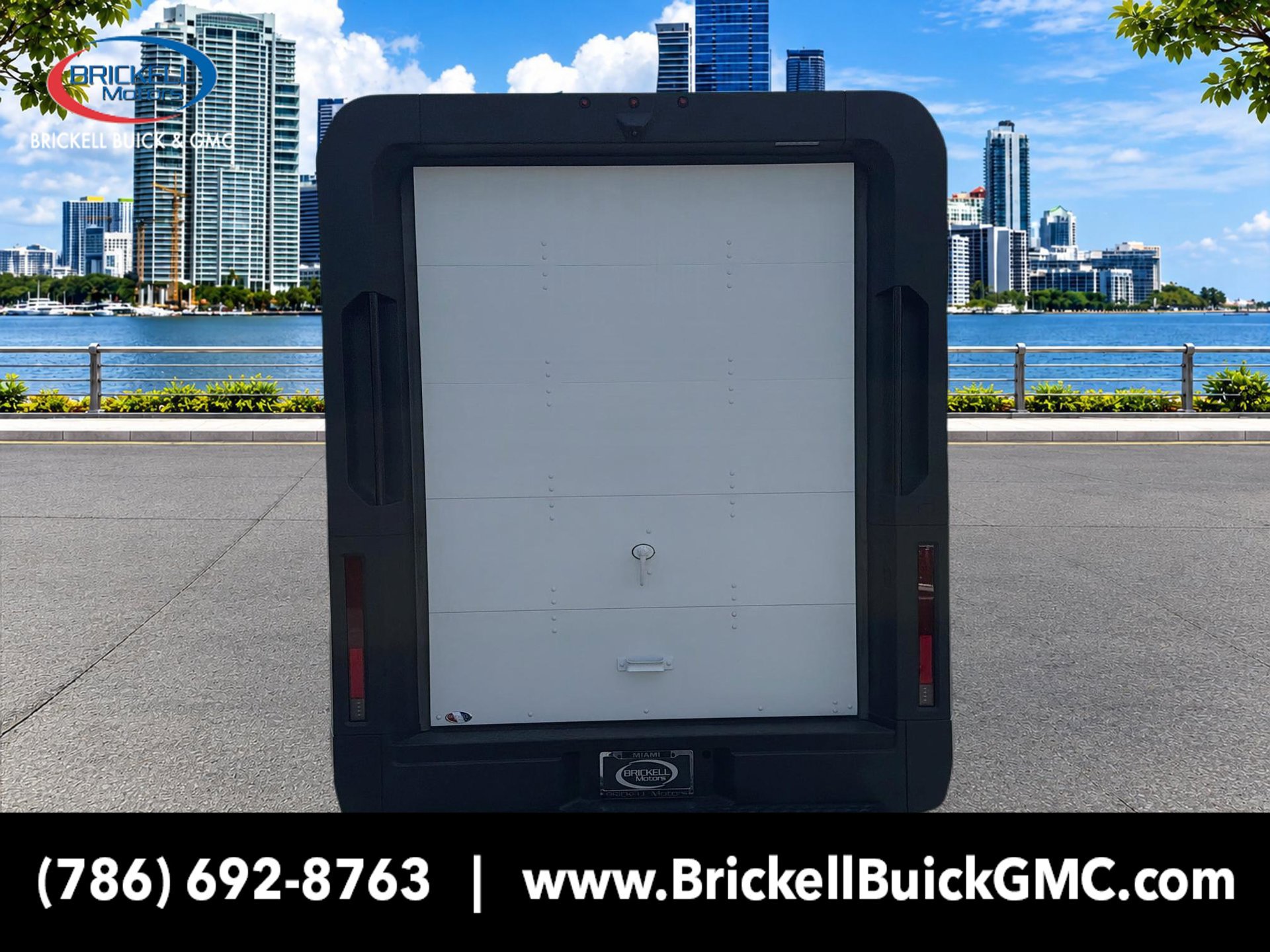 Used 2024 Chevrolet Brightdrop 600 w/ Commercial Equipment Package AWD/4WD image 4