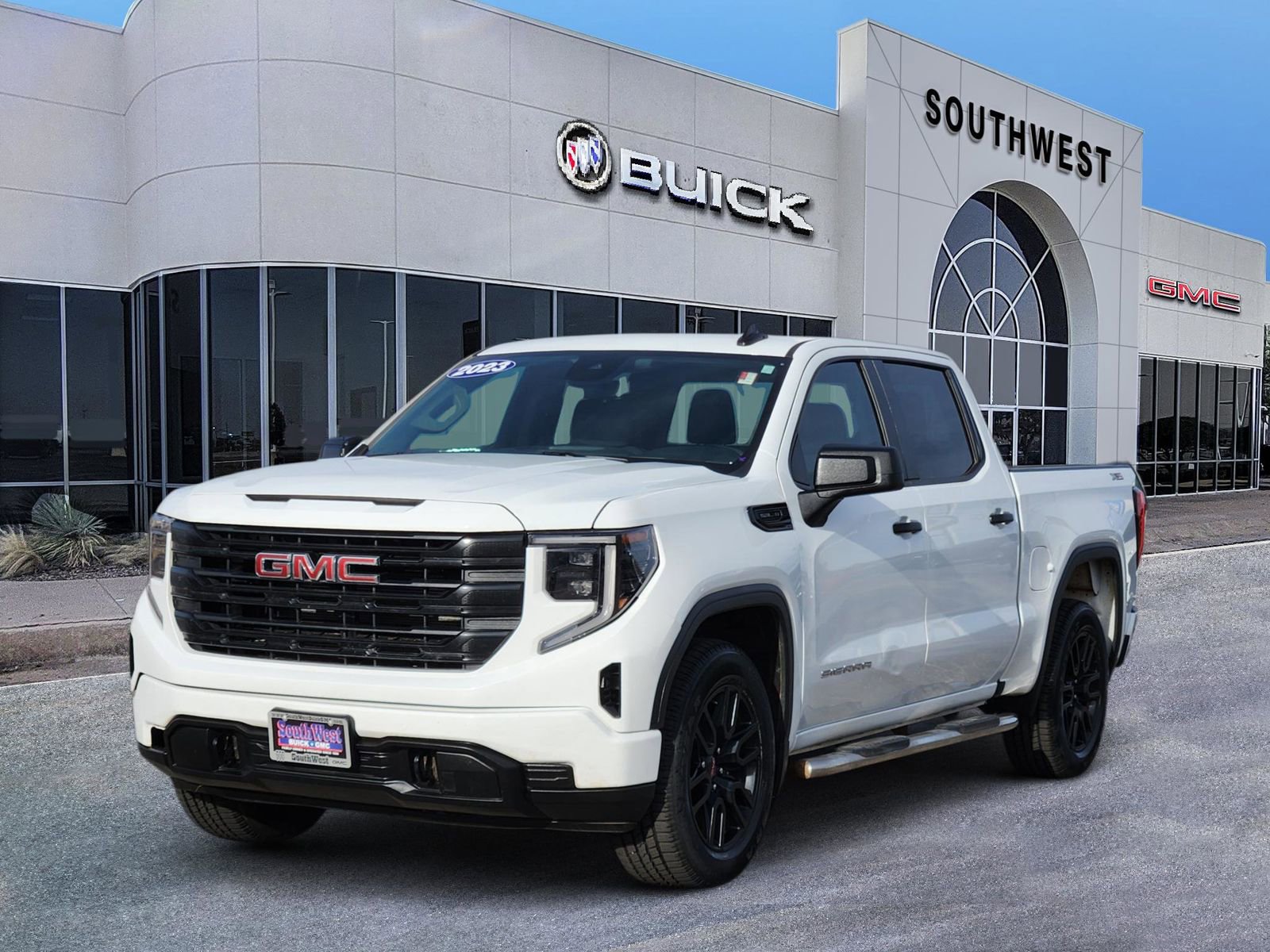Used 2023 GMC Sierra 1500 Pro w/ Graphite Edition image 2