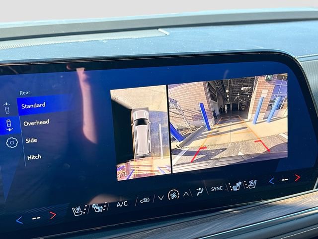 New 2025 Chevrolet Suburban Premier image 15