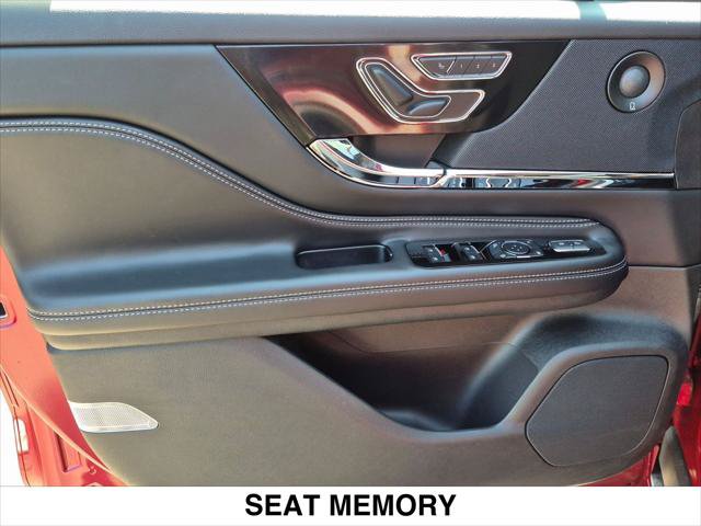 New 2025 Lincoln Corsair Grand Touring w/ Equipment Group 302A AWD/4WD image 10