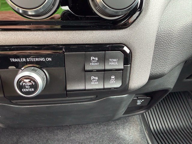 New 2026 RAM 1500 Warlock AWD/4WD image 44