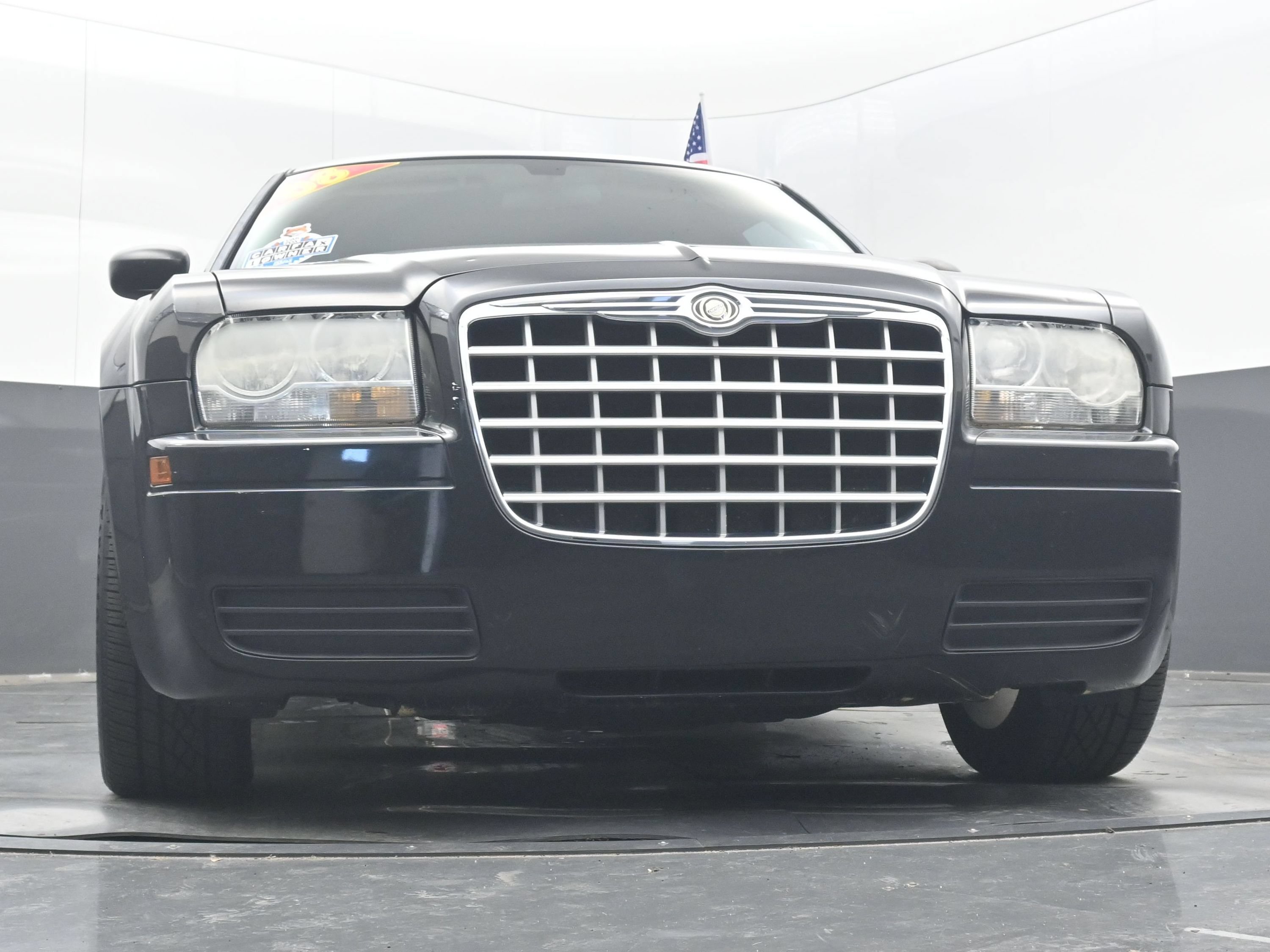 Used 2008 Chrysler 300 LX RWD image 21