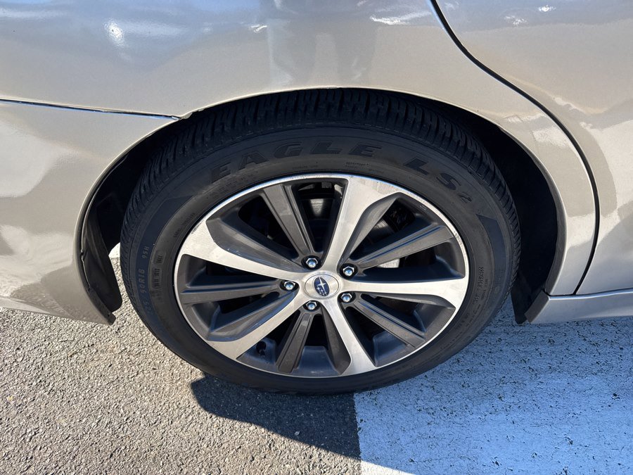 Used 2017 Subaru Legacy 2.5i Limited image 11