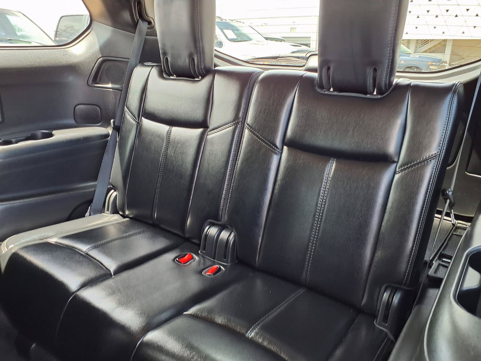 Used 2015 Nissan Pathfinder SL w/ SL Premium Package FWD image 14