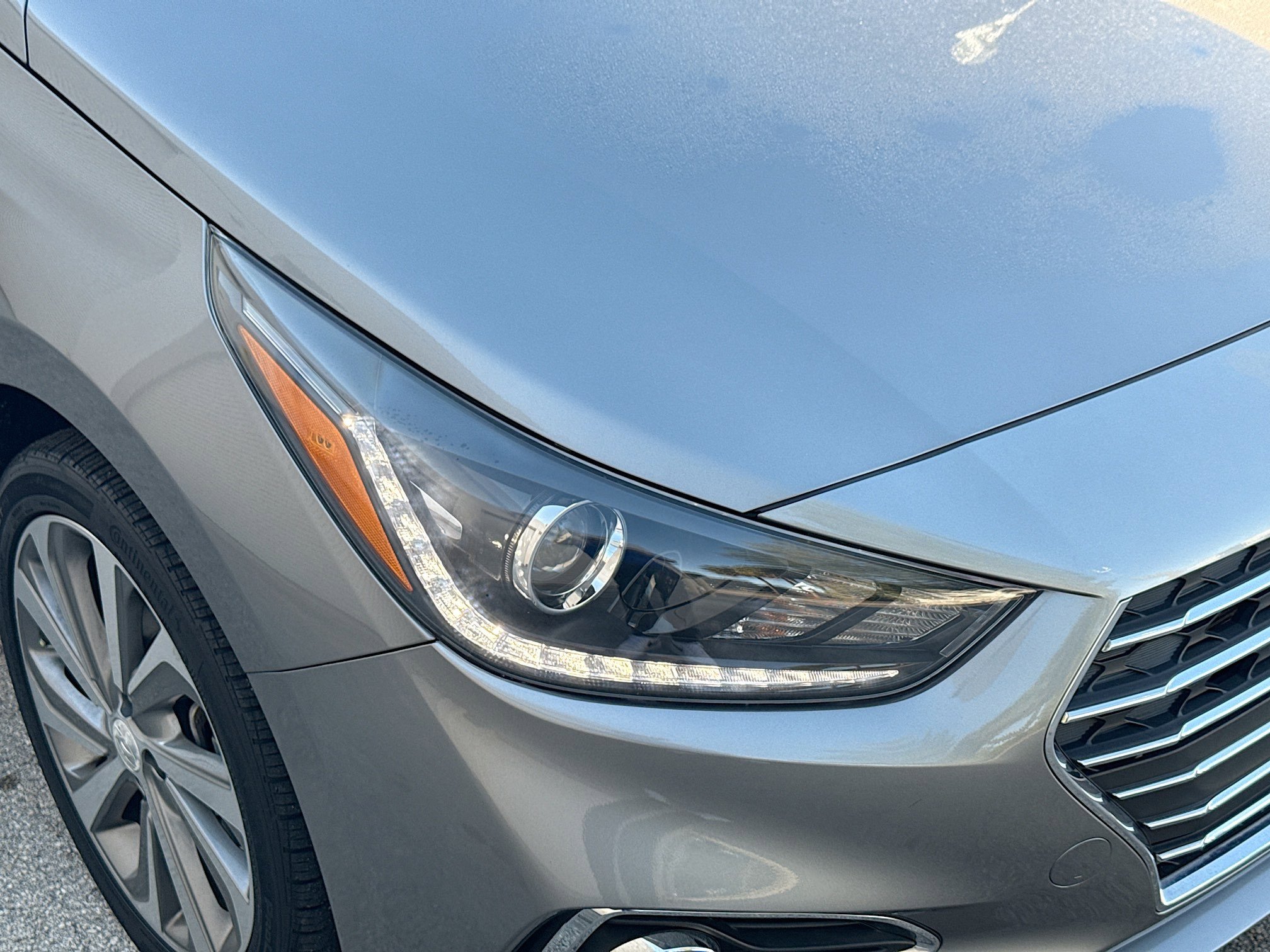 Used 2022 Hyundai Accent Limited image 32