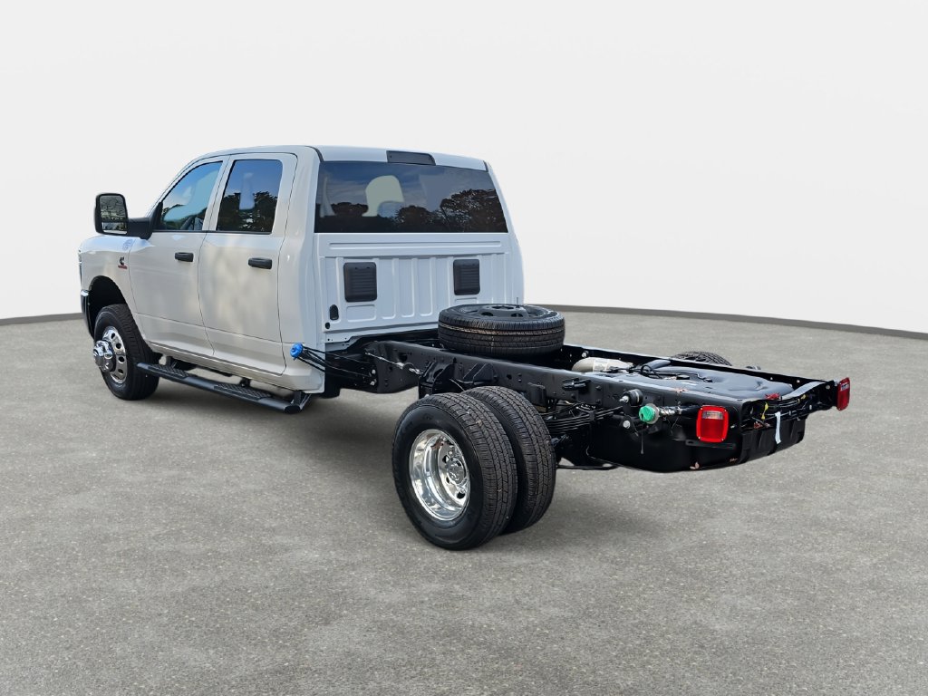 New 2026 RAM 3500 Tradesman w/ Chrome Appearance Group AWD/4WD image 7