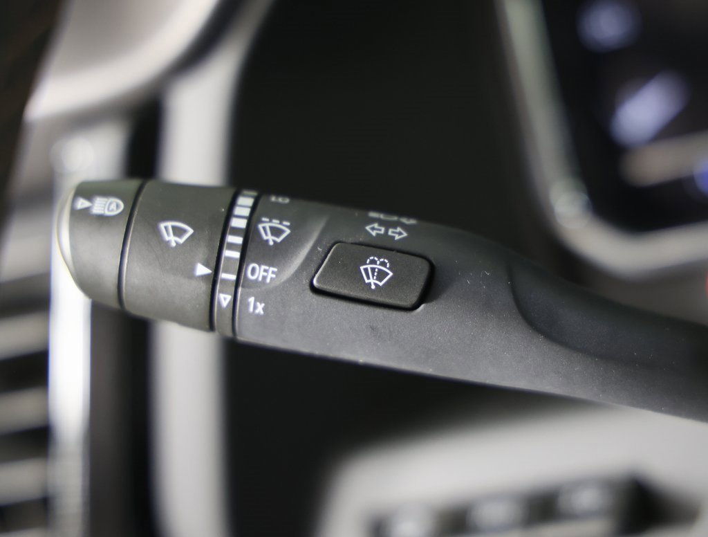 Used 2025 GMC Sierra 1500 AT4 w/ AT4 Premium Package image 26