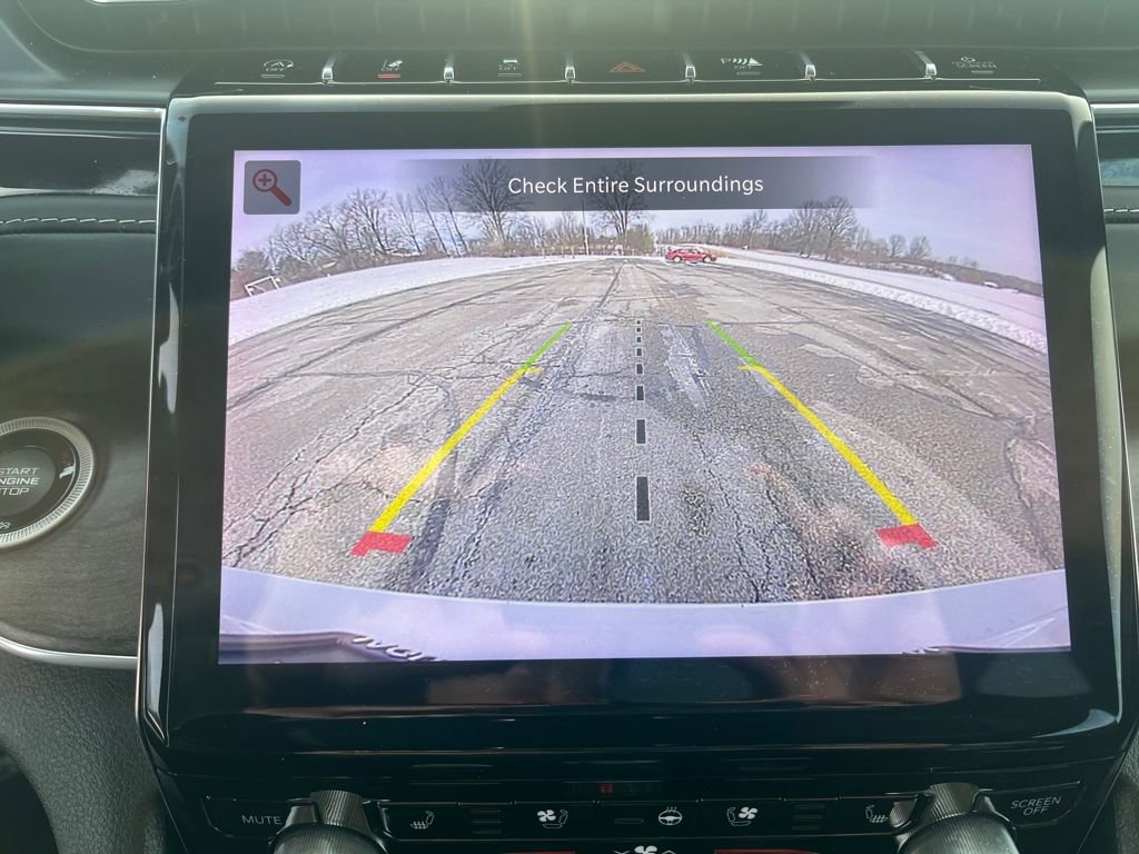 Used 2022 Jeep Grand Cherokee L Overland image 18