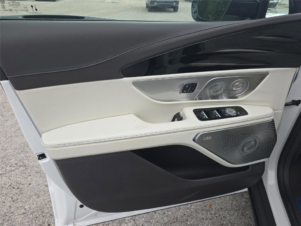 New 2026 Lincoln Nautilus Black Label AWD/4WD image 14