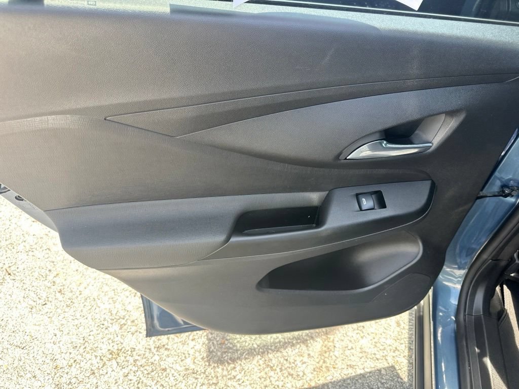 Used 2025 Buick Envista Preferred w/ Convenience I Package FWD image 29