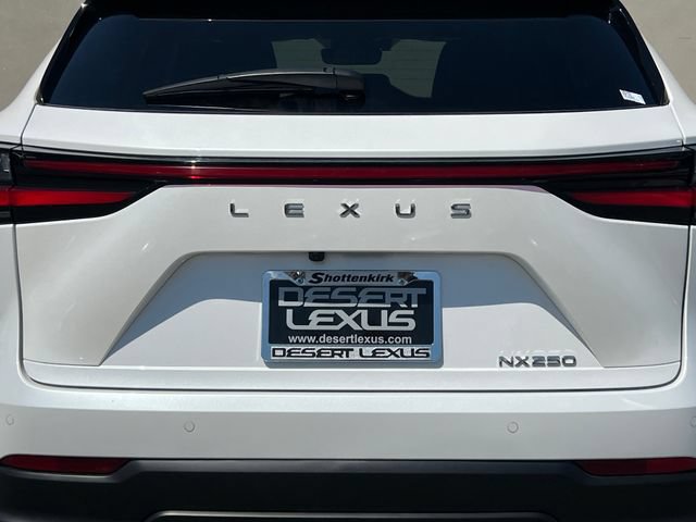 Used 2025 Lexus NX 250 FWD w/ Premium Package image 10