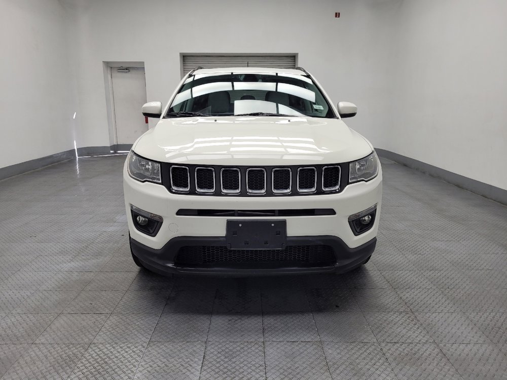 Used 2018 Jeep Compass Latitude w/ Popular Equipment Group AWD/4WD image 14