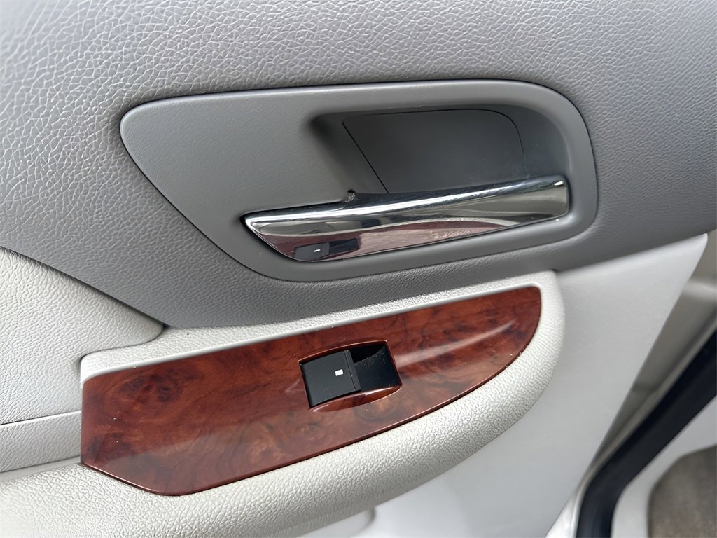 Used 2013 GMC Yukon SLT image 45