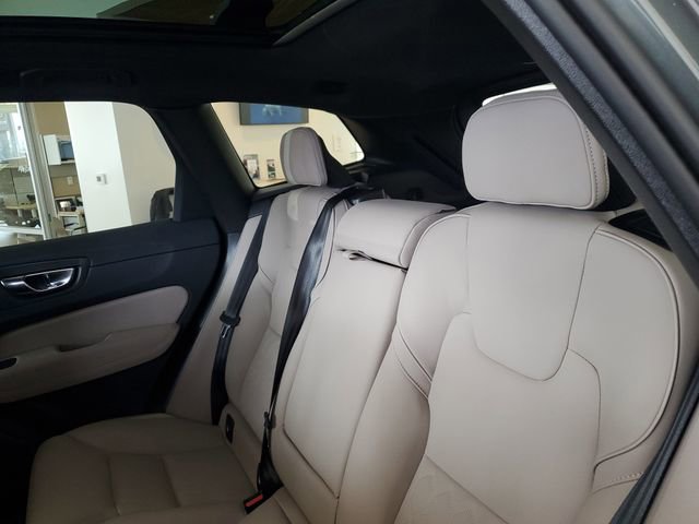 New 2026 Volvo XC60 B5 Core w/ Climate Package image 19