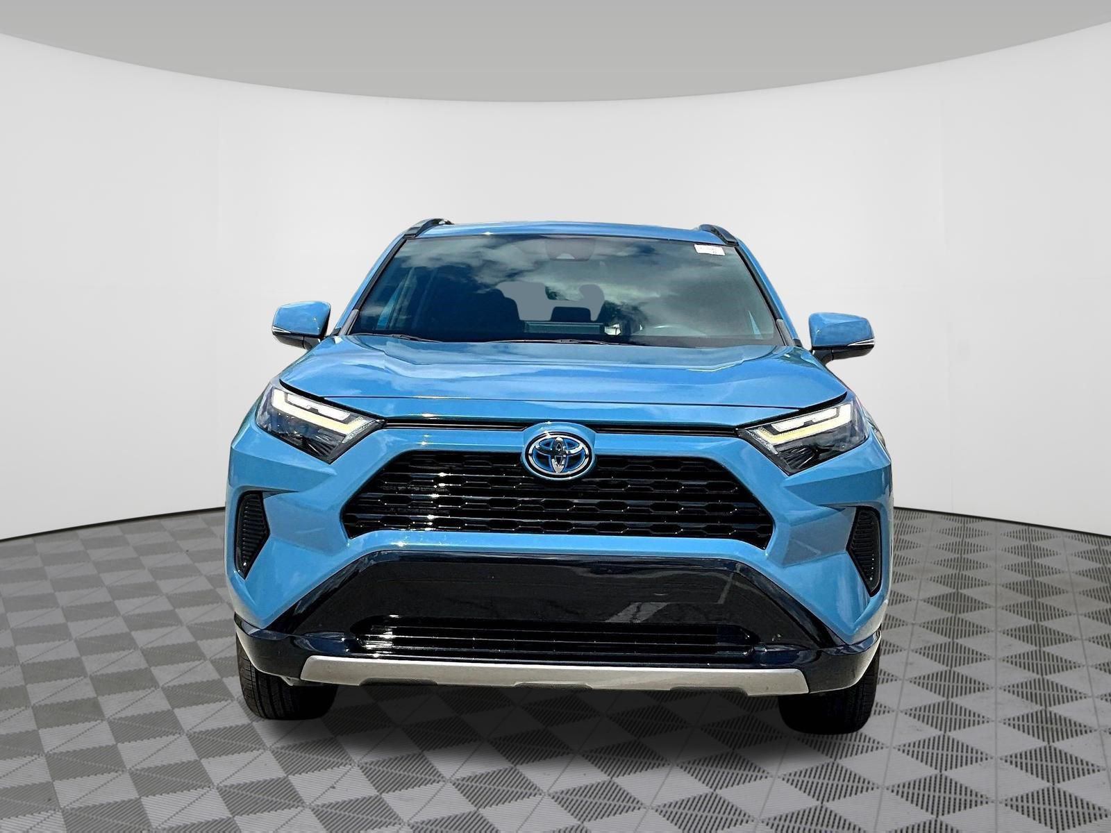 Used 2022 Toyota RAV4 SE AWD/4WD video 2