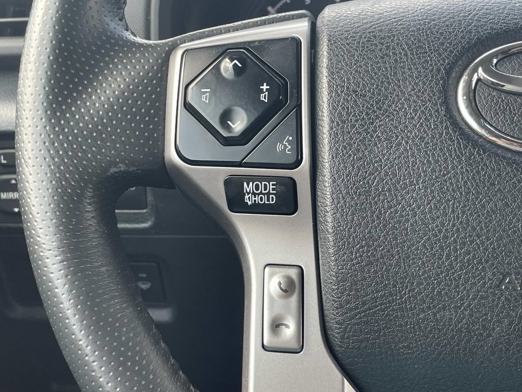Used 2022 Toyota 4Runner SR5 Premium RWD image 24