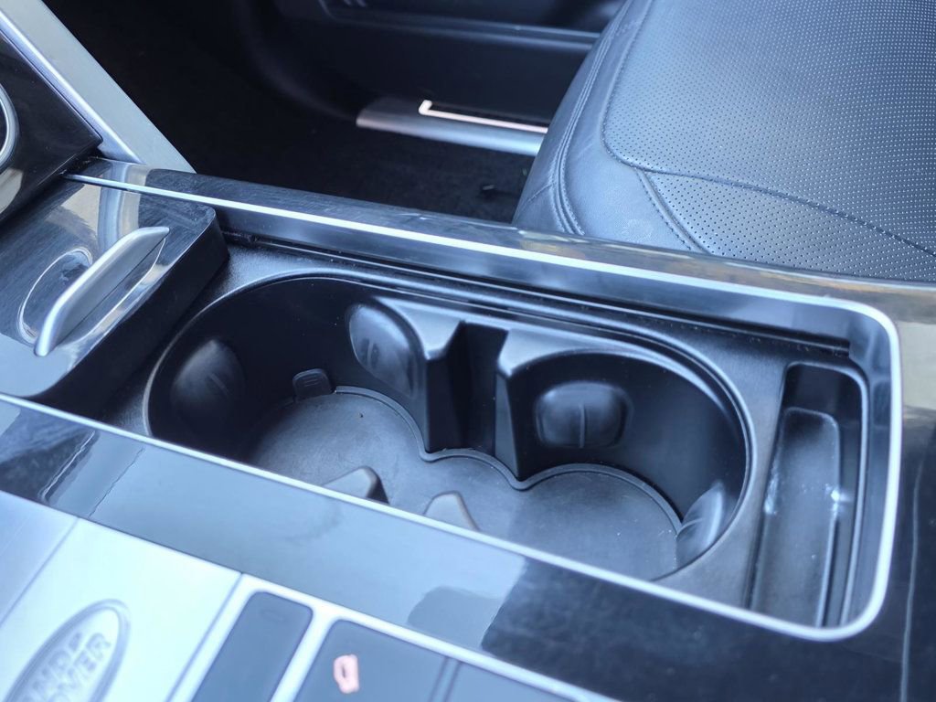 Used 2020 Land Rover Range Rover HSE image 33