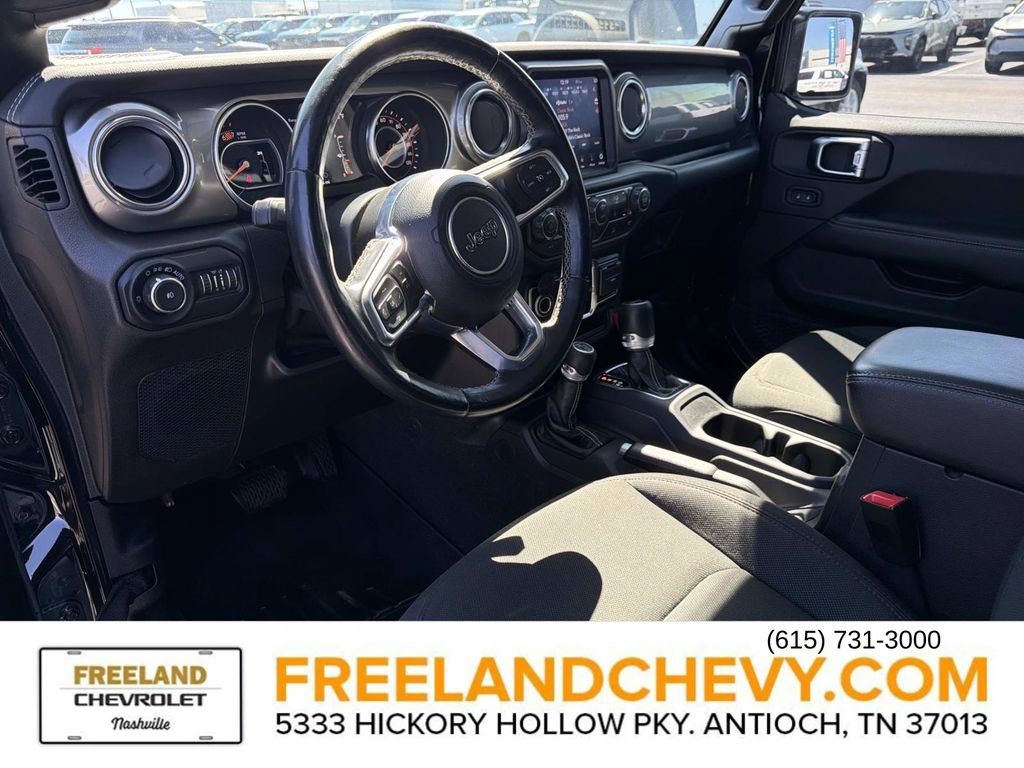 Used 2020 Jeep Wrangler Unlimited Sahara image 22