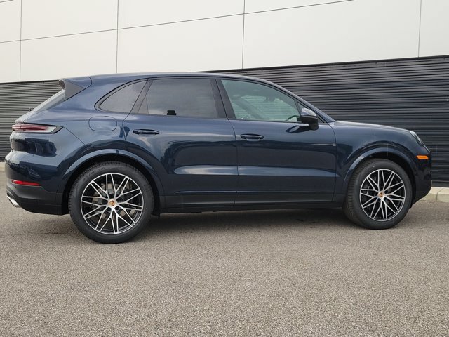 New 2026 Porsche Cayenne AWD/4WD image 8