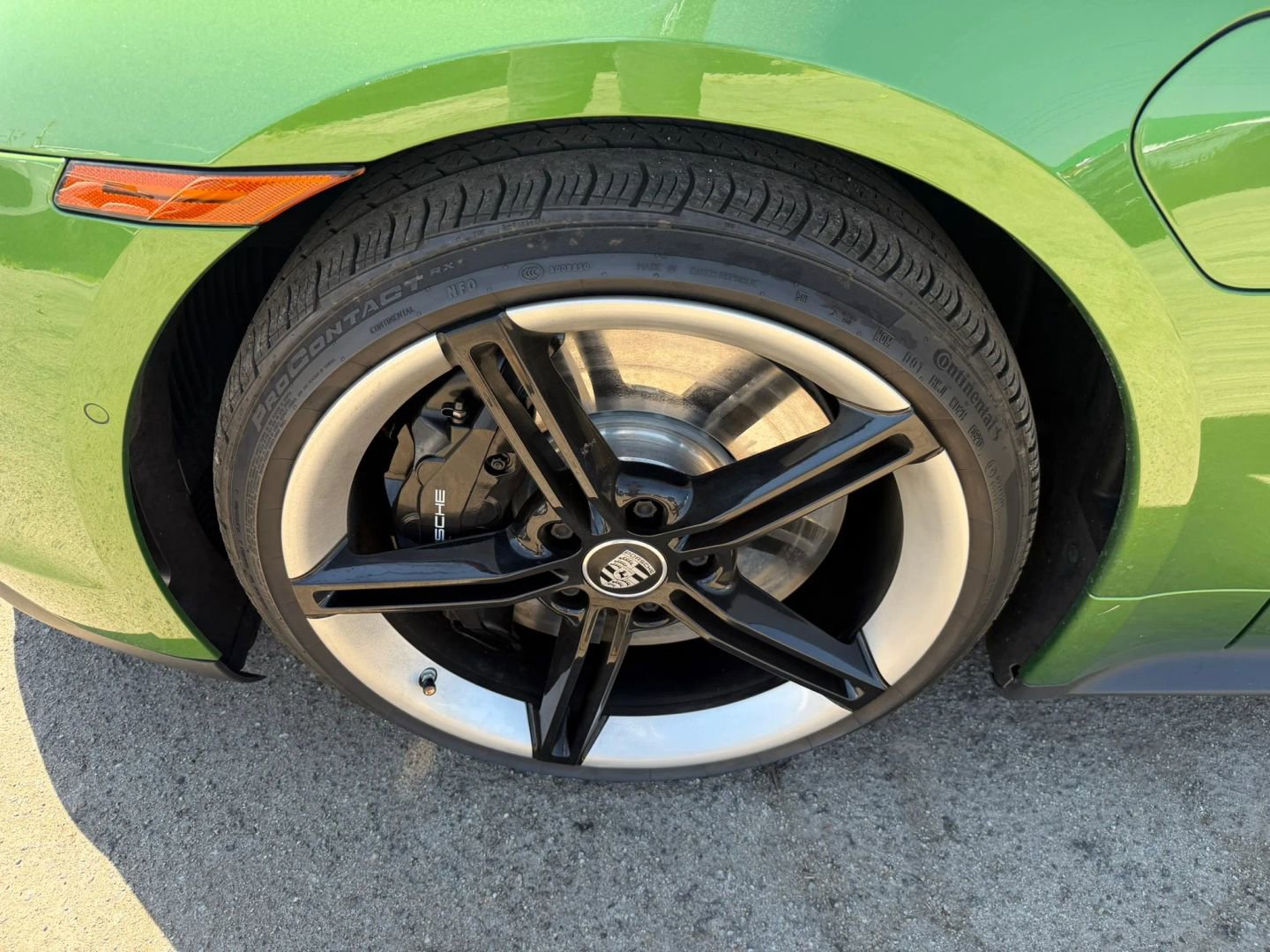 Used 2020 Porsche Taycan 4S image 43