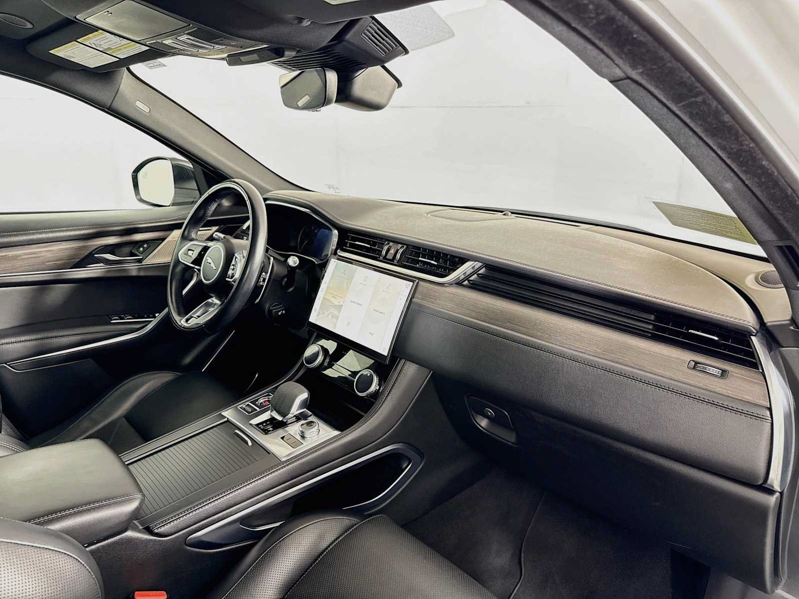 Used 2021 Jaguar F-PACE S AWD/4WD image 28