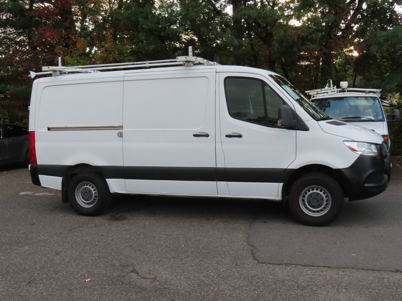 Used 2020 Mercedes-Benz Sprinter 1500 w/ Driver Convenience Package image 20