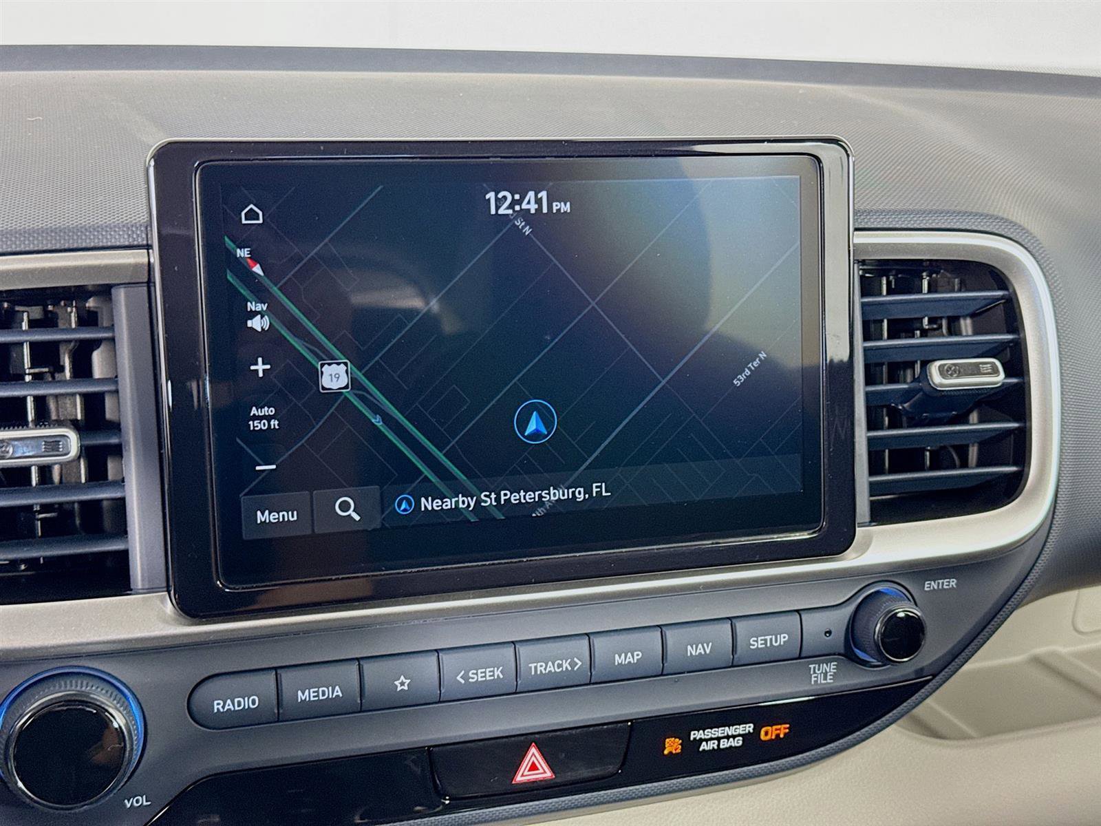 New 2025 Hyundai Venue Limited image 15