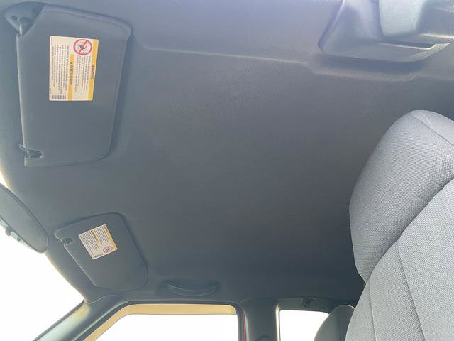 Used 2003 GMC Sonoma SLS image 12