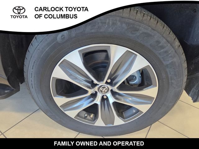 Used 2023 Toyota Highlander XLE FWD image 9