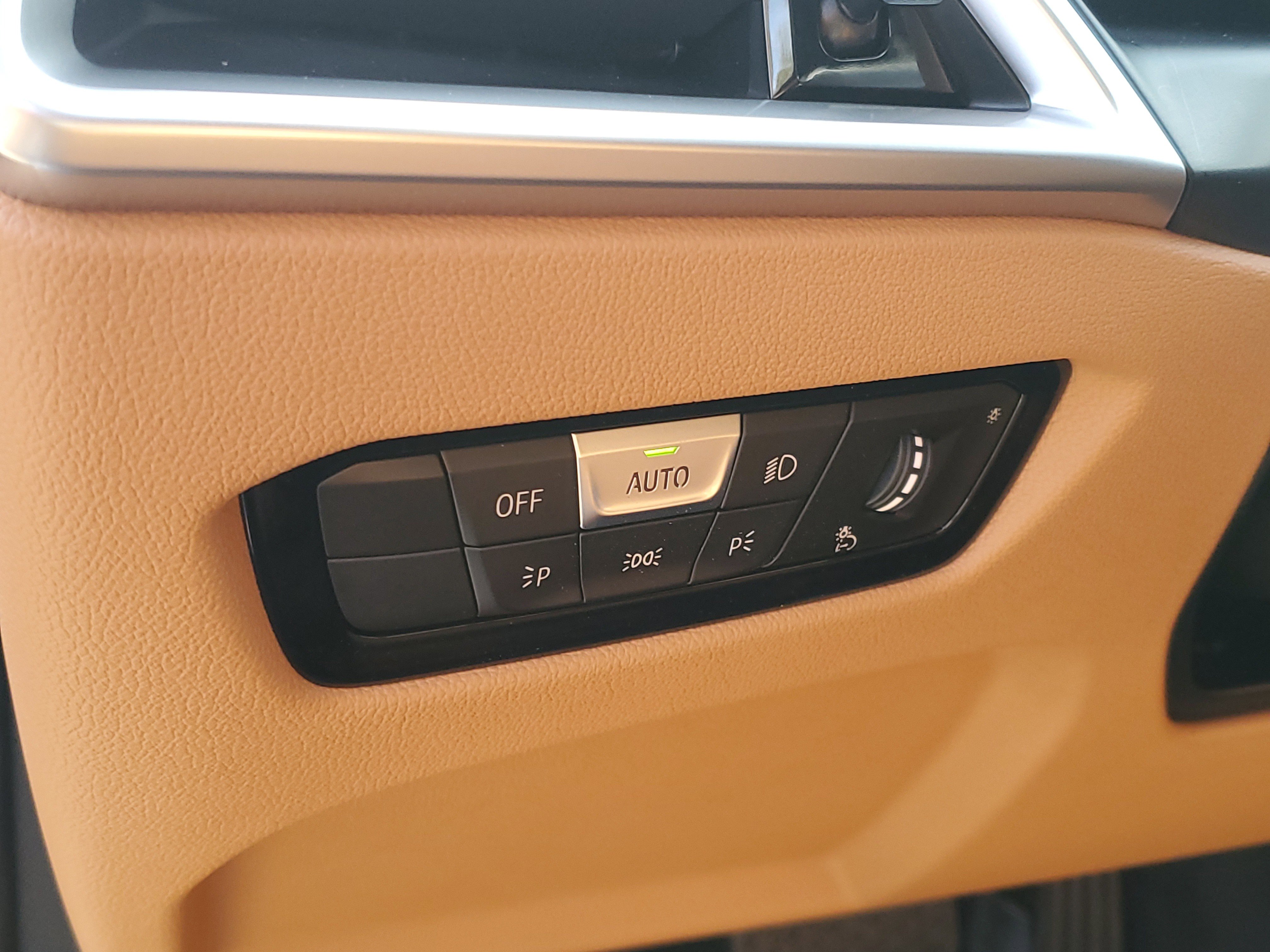 New 2026 BMW 430i xDrive Convertible w/ Premium Package image 10