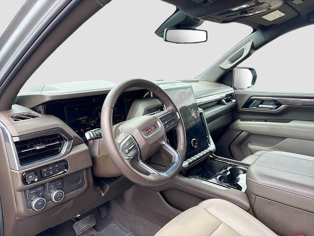 Used 2025 GMC Yukon Elevation AWD/4WD image 9