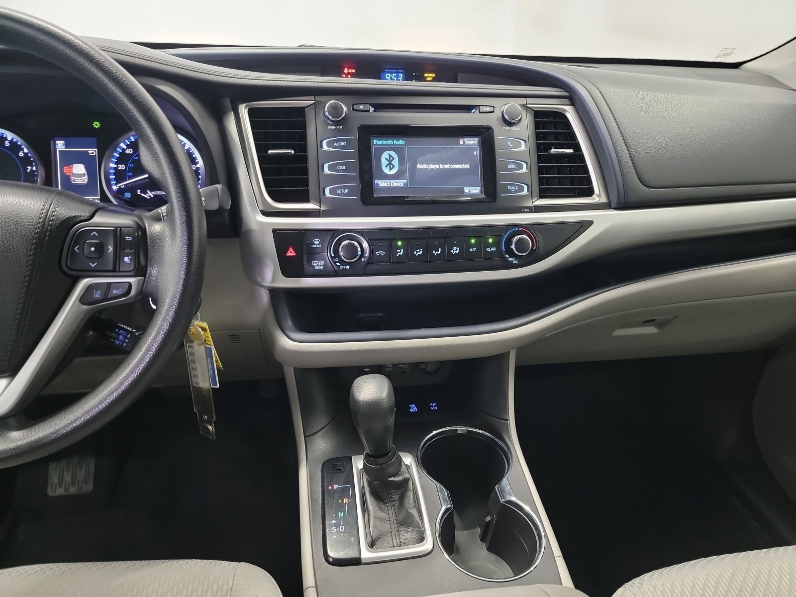 Used 2019 Toyota Highlander LE AWD/4WD image 20