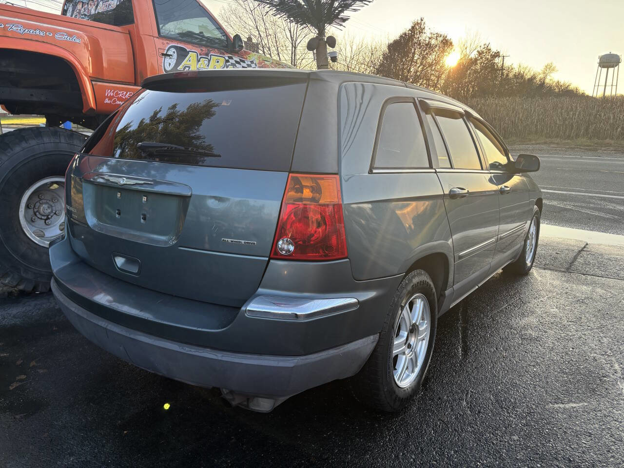 Used 2005 Chrysler Pacifica Touring w/ Comfort Convenience Group image 4