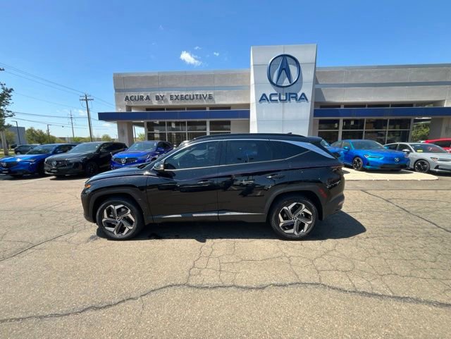 Used 2023 Hyundai Tucson Limited AWD/4WD image 3