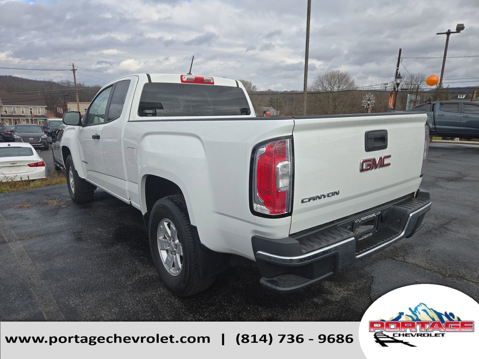 Used 2019 GMC Canyon image 3